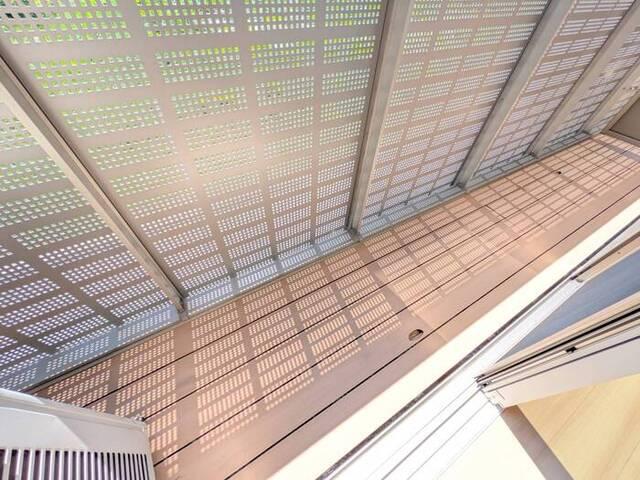 スチール立山（103） バルコニー