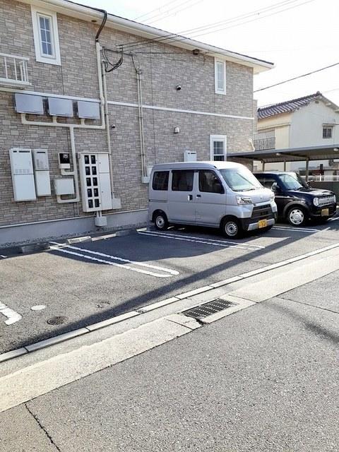 フラン　カルム（204） 駐車場