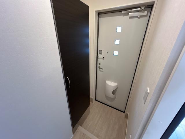 リュクス摩耶 玄関