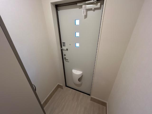 リュクス摩耶 玄関