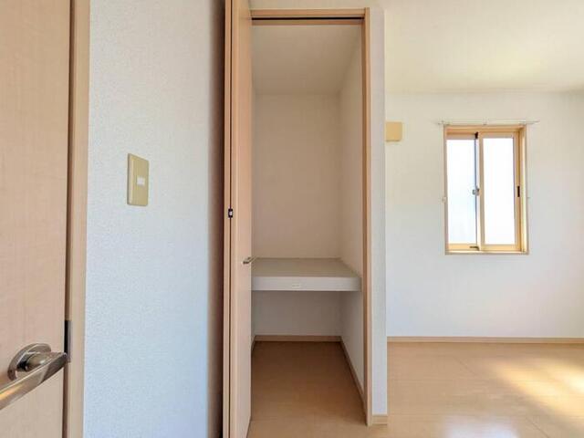 ジュネス辻井（2） 収納