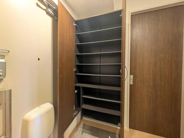 アローイン（102） 収納