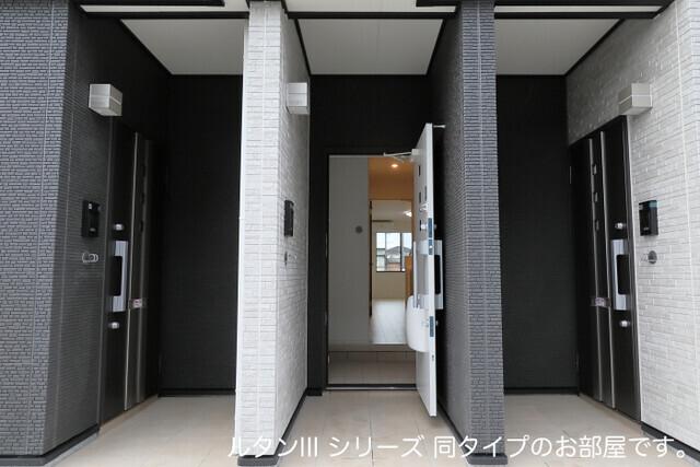 サンティエＮＡＧＡＩ（103） 玄関