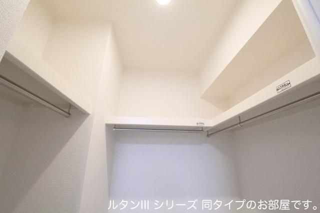 サンティエＮＡＧＡＩ（103） 収納