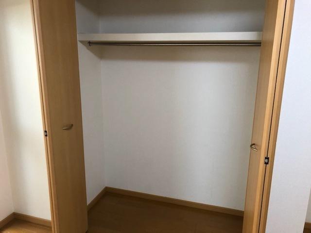 イースト・フィオーレ（102） 収納