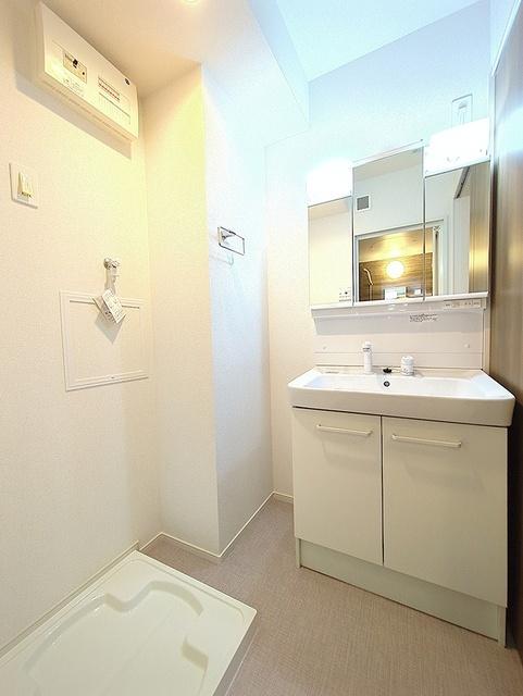 ヒカルサ神戸垂水山手（302） 洗面