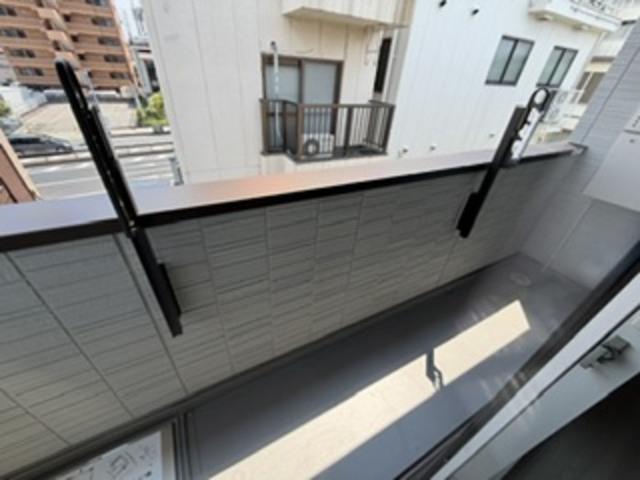 Field court（301） バルコニー