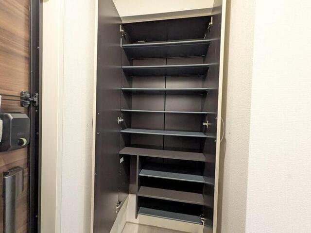 レジデンス尾上町（308） 収納