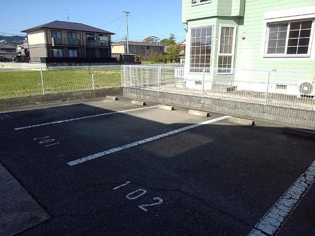グリーンハウスⅠ（101） 駐車場