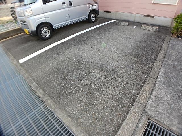 シャルマンミキ（101） 駐車場