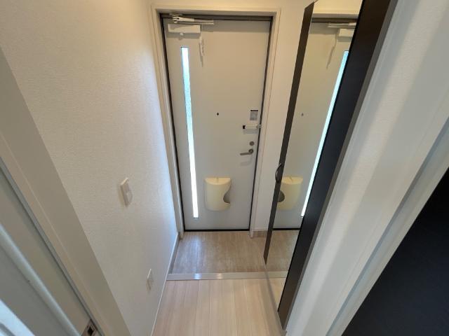 コントレイル 玄関