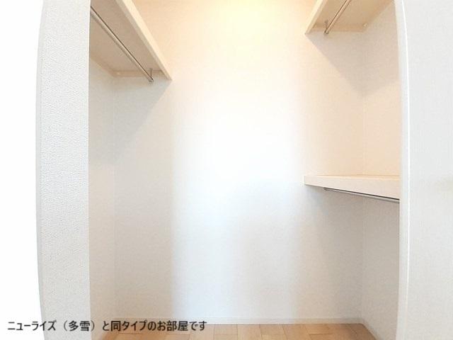 パイオニア　伏（207） 収納