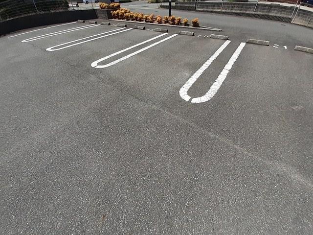 ビアン　カンパーニュＢ（105） 駐車場