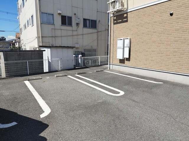 スタビリタ（203） 駐車場