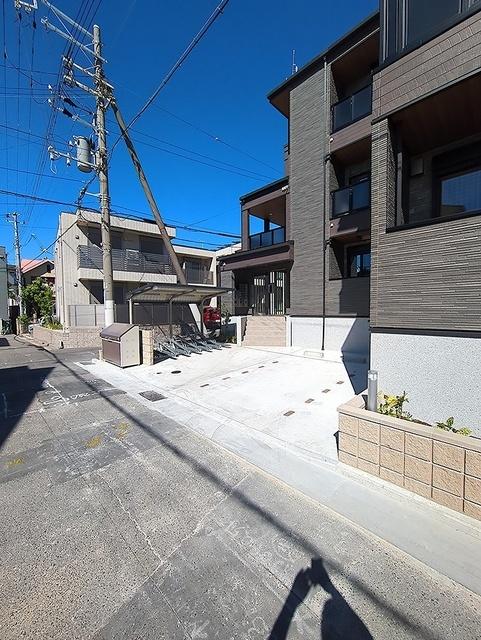 ヒカルサ神戸垂水山手（103） 駐車場