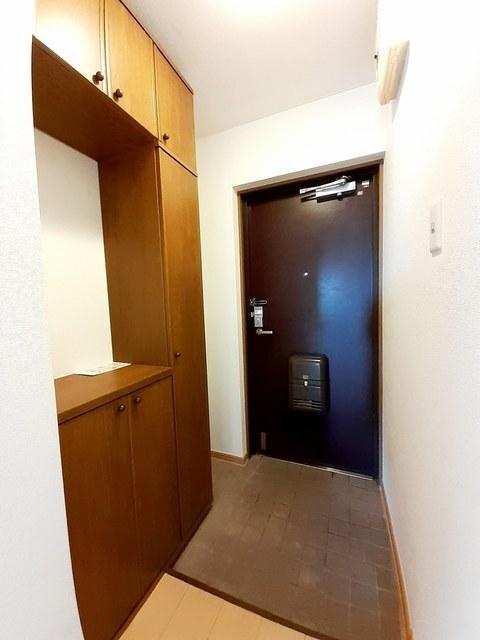 ビサイド大蔵谷（302） 玄関