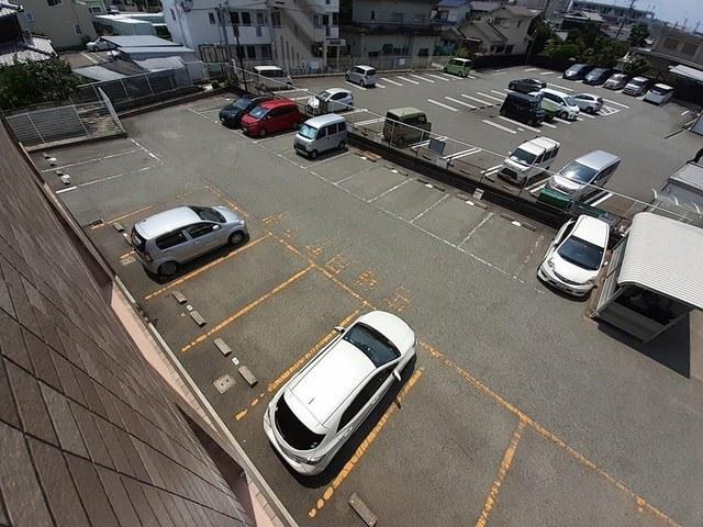 ビサイド大蔵谷（302） 駐車場