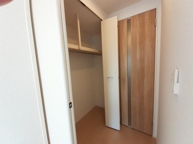 クレール（101） 収納
