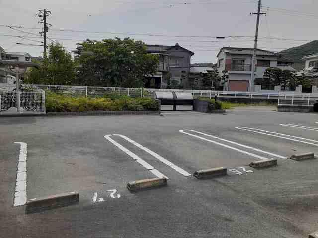 シン．シン．ハウスＣ（101） 駐車場