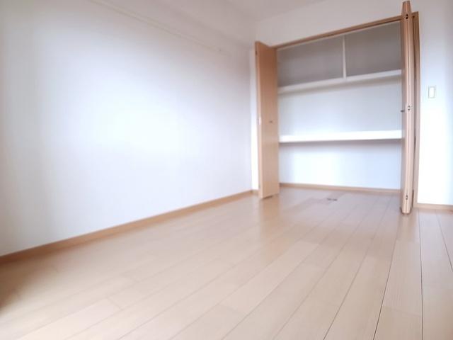 ラフォーレ東山（304） 室内