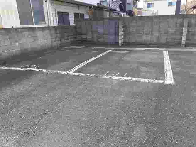エルダー佐々木２（101） 駐車場