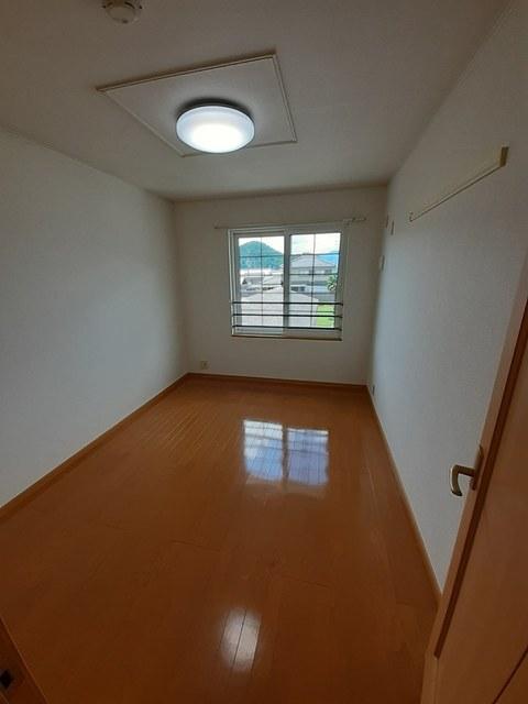 ベル　ファミーユⅠ　２番館（202） 室内