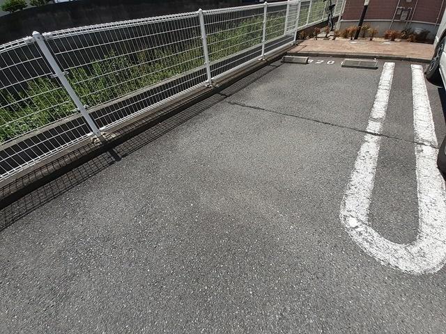リバーサイドパレス松陽Ⅱ（103） 駐車場