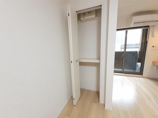 ラ　グラン　ヴィーダ　小野Ⅱ（102） 収納