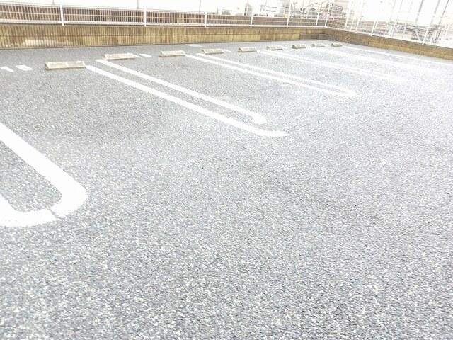 ベル・セーズⅡ（101） 駐車場
