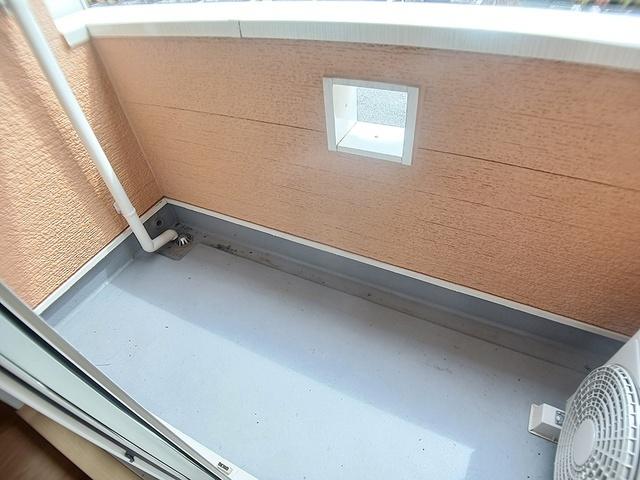 クール・ヴィヴァーチェＢ（102） バルコニー