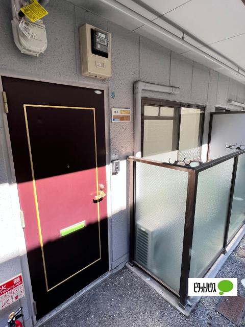 ウェルピアヤマサキ（104） 玄関