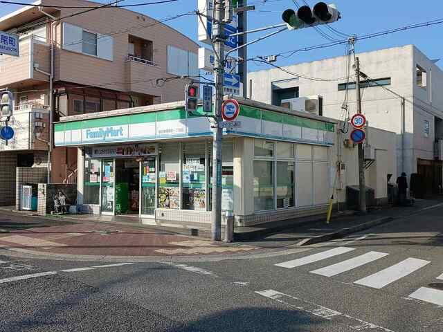 ファミリーマート様：280m