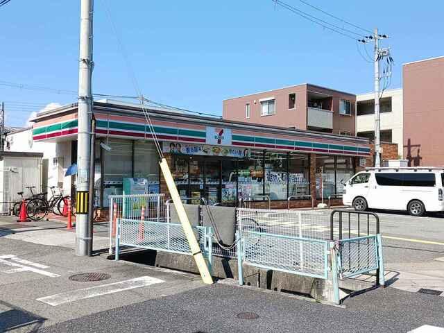 セブンイレブン小松町2丁目店様：400m