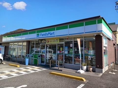 ファミリーマート　西脇上野店：200m