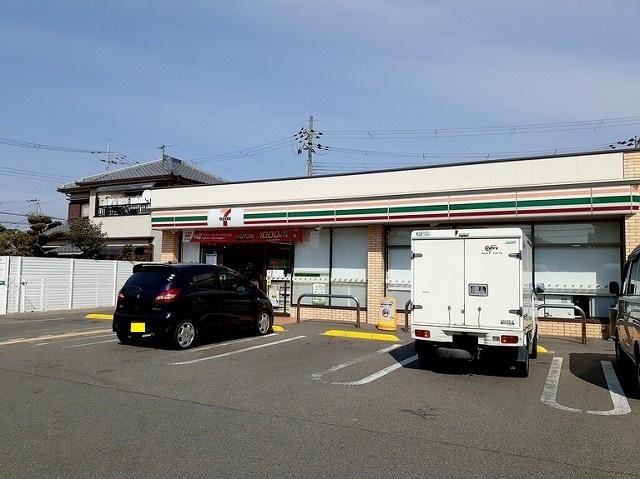 セブンイレブン明石鳥羽店：300m