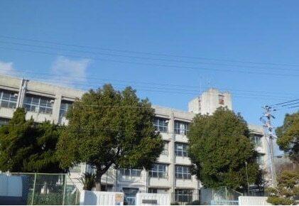 江井ヶ島中学校：65m
