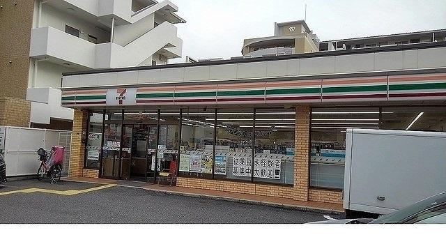 セブンイレブン北青木４丁目店様：170m