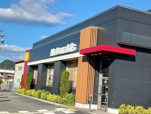 マクドナルド西脇店：2100m
