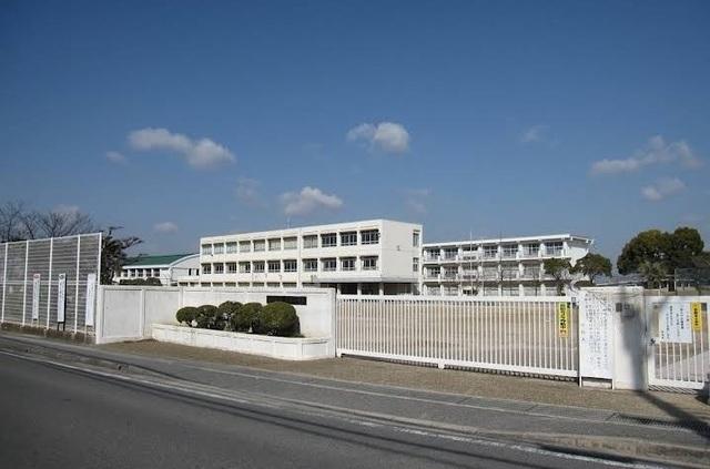 稲美町立天満小学校：850m