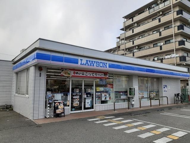 ローソン伊丹池尻店：600m