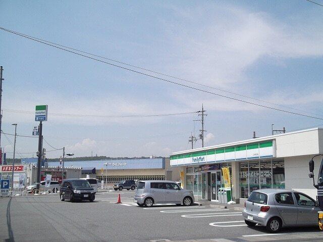 ファミリーマート三木末広店：450m