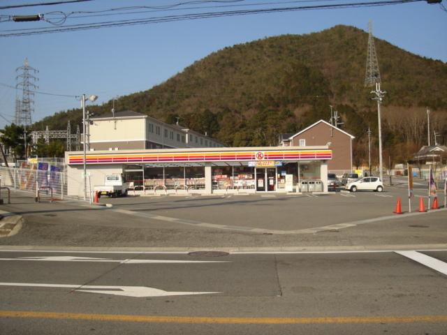 コンビニ(サークルＫ)：800m
