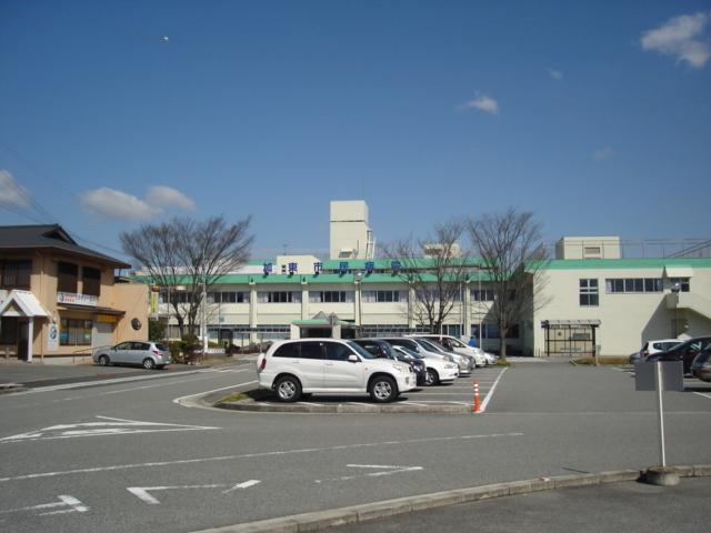 加東市民病院：2500m