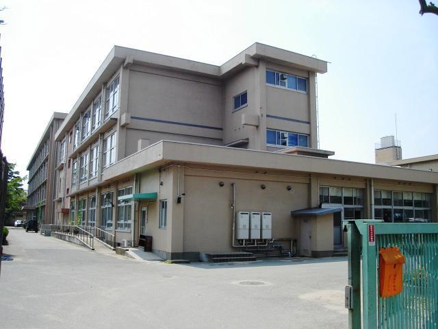 加古川市立尾上小学校：1137m
