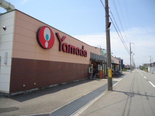 ヤマダストアー大津店：801m
