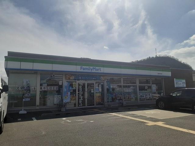 ファミリーマート西脇野村町店：700m
