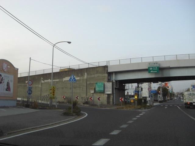 玉津インター：950m