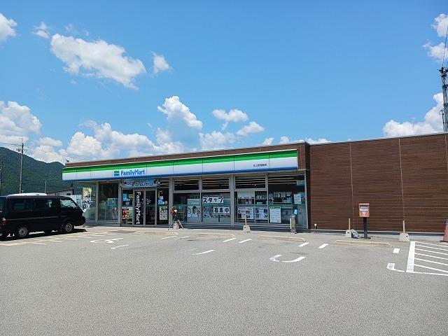 ファミリーマート氷上町稲継店：1650m