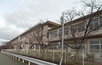 姫路市立網干中学校：550m