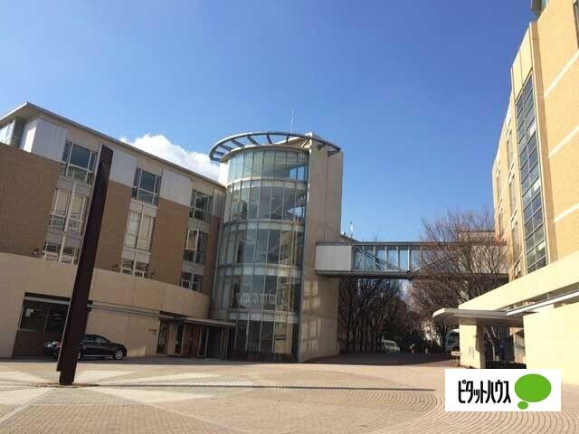 私立神戸常盤大学：1716m